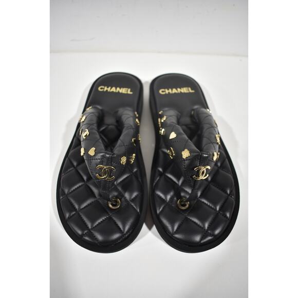 Chanel 23P Black Quilted Charms Padded Pool Thong Logo Mule Slide Flat Sandal 35 - Picture 7 of 12